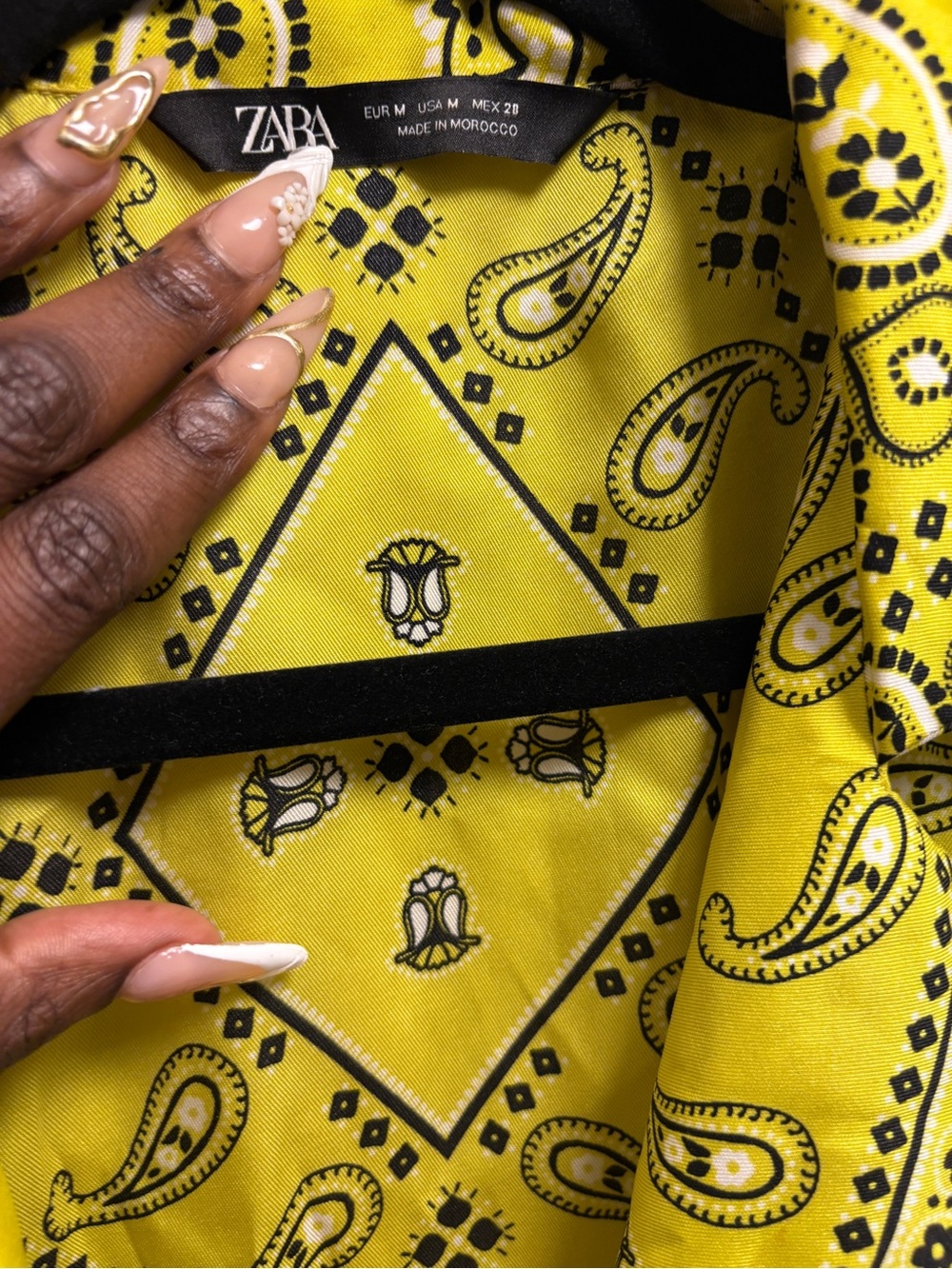 Zara Yellow Paisley Knot-Front Crop Top - Picture 4 of 4